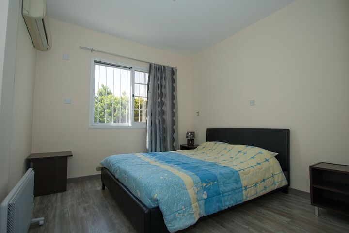 Room 6 of 21