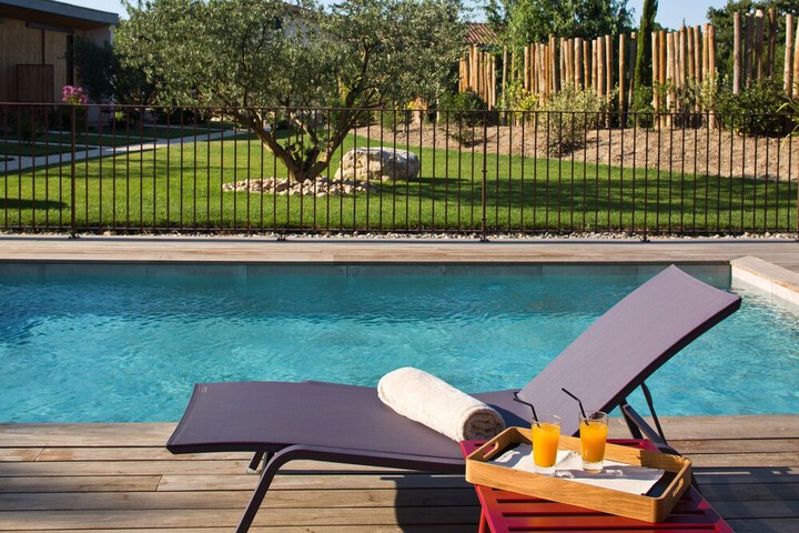 Hotel with Pool