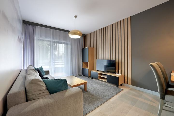 Room 5 of 19