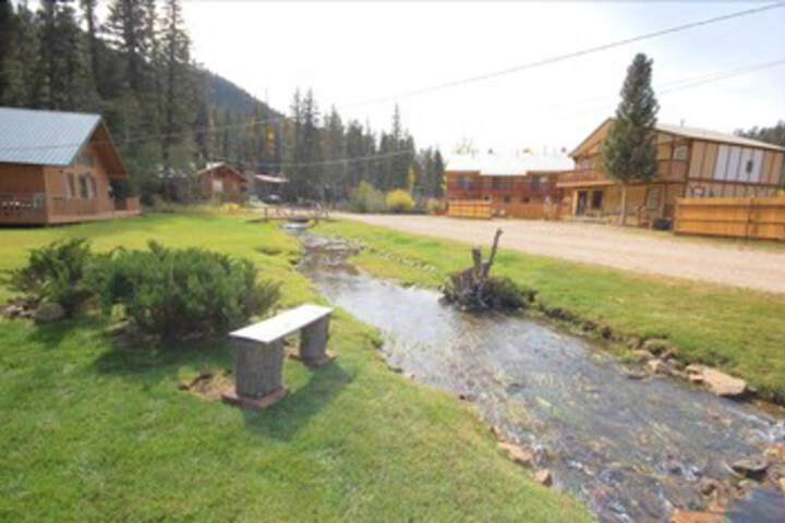 Property Grounds 17 of 26