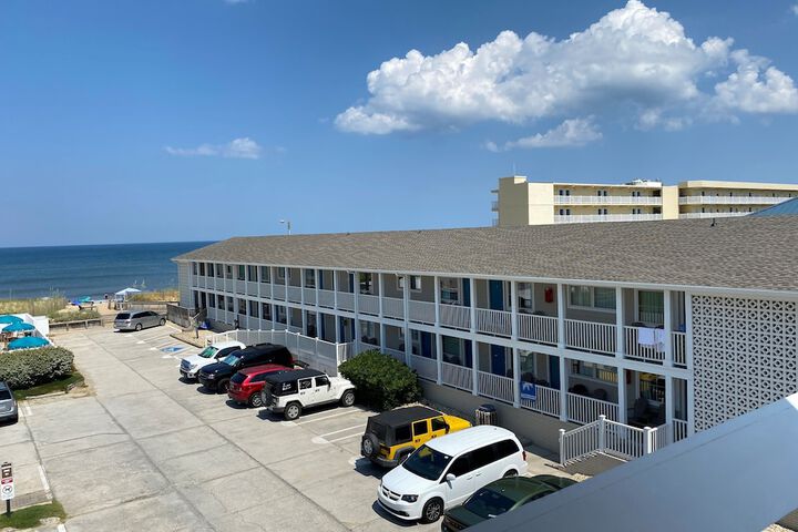 Hotel 43 of 44