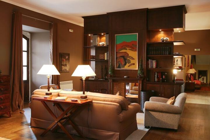 Hotel Interior 3 of 35