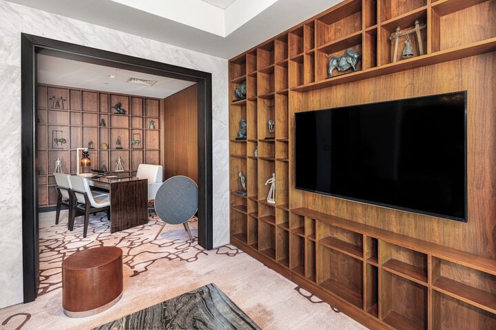 Room 57 of 100