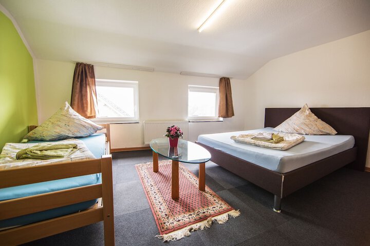 Room 8 of 22