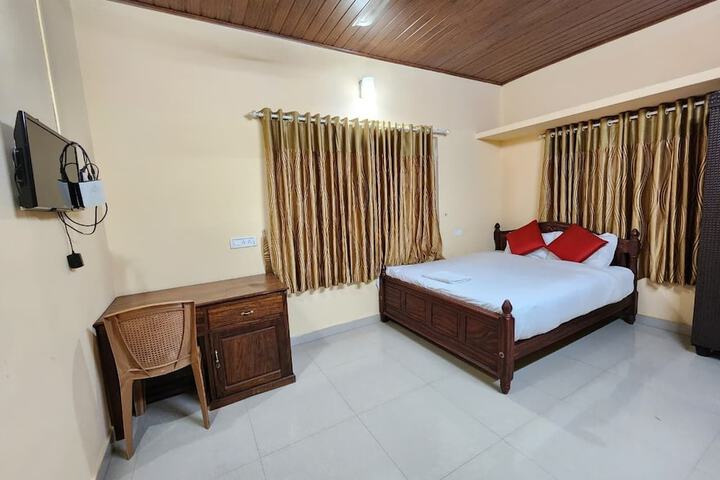 Room 2 of 11