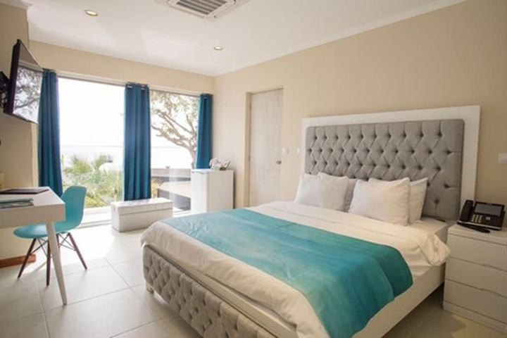 Room 21 of 40
