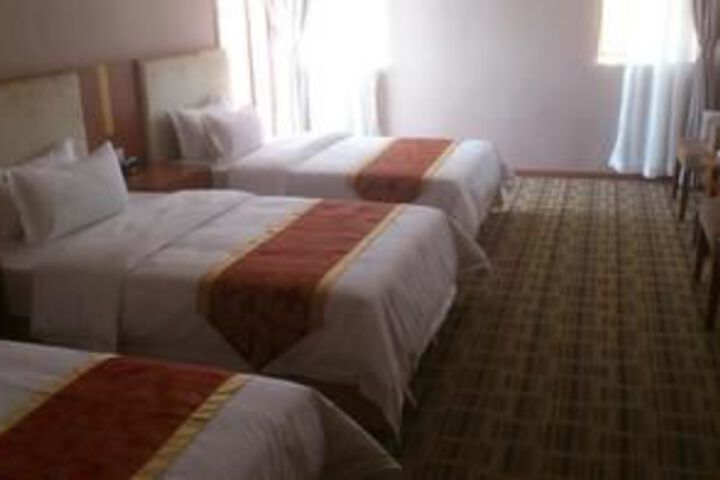 Room 28 of 112