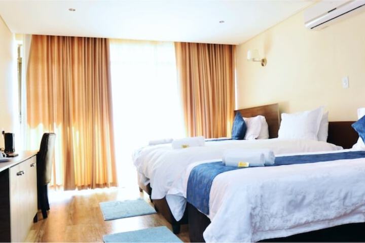 Room 5 of 48