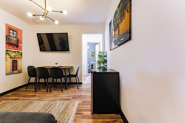 Room 40 of 72
