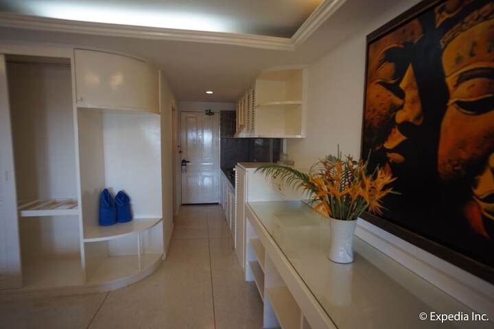 Room 7 of 52