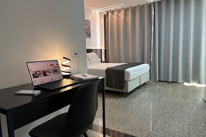 Room 12 of 22