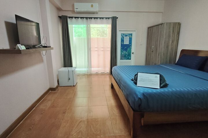Room 3 of 22