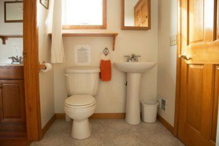 Room 15 of 103