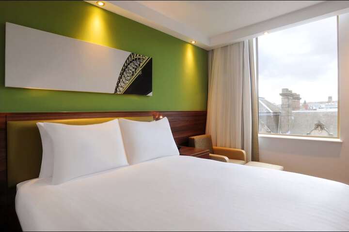 Room 16 of 81