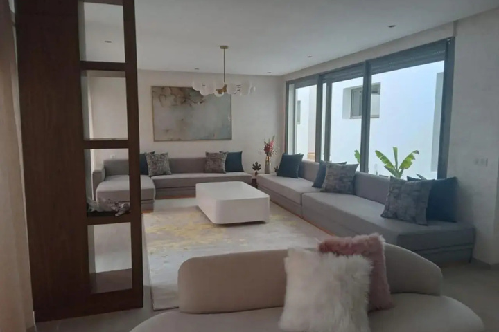 Room 4 of 4