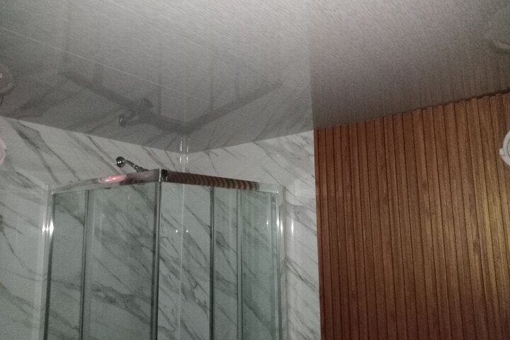 Room 12 of 20