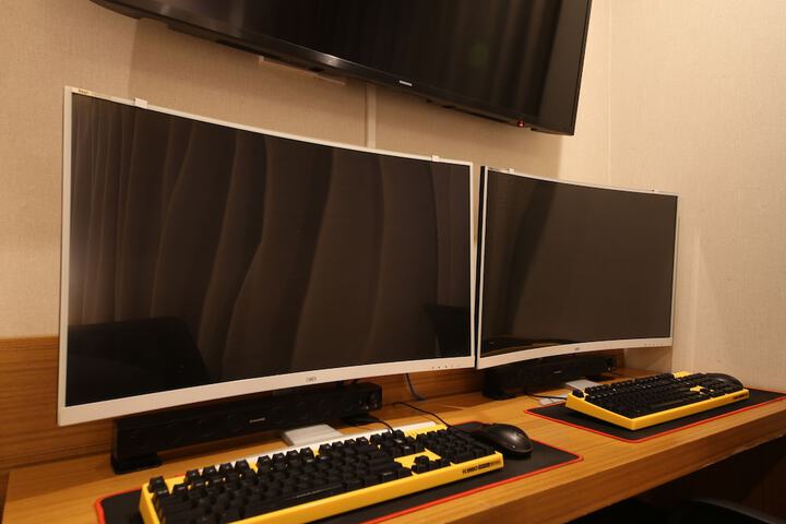 Room 44 of 110