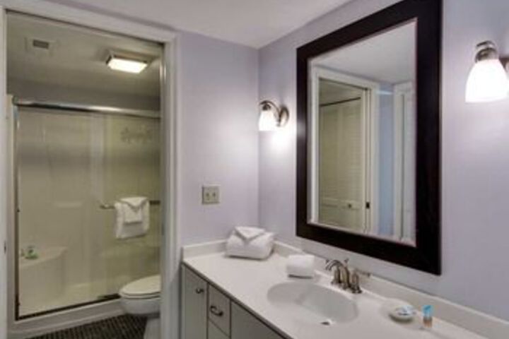 Room 10 of 84