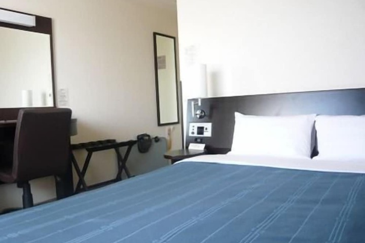 Room 5 of 26