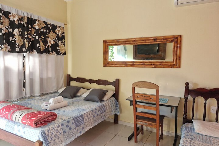 Room 4 of 35