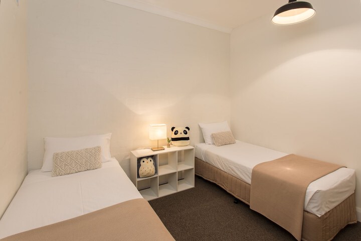 Room 19 of 63