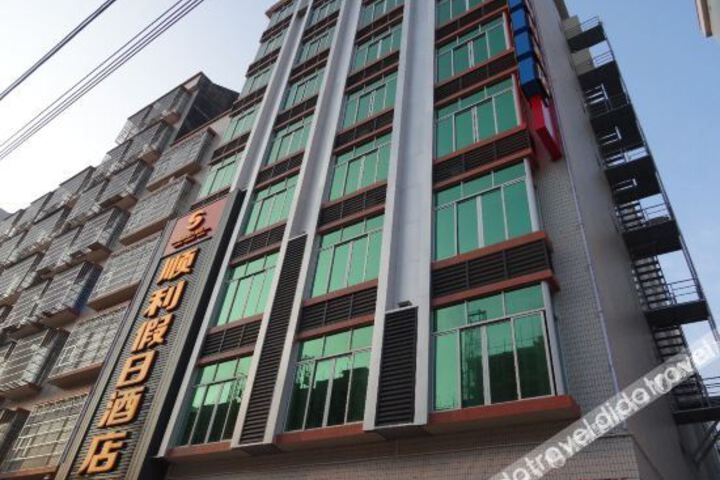 Hotel 6 of 29
