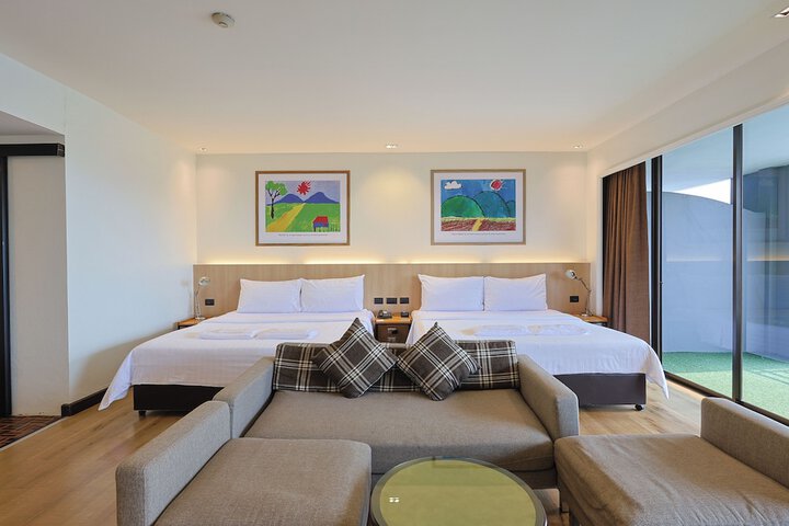 Room 28 of 140
