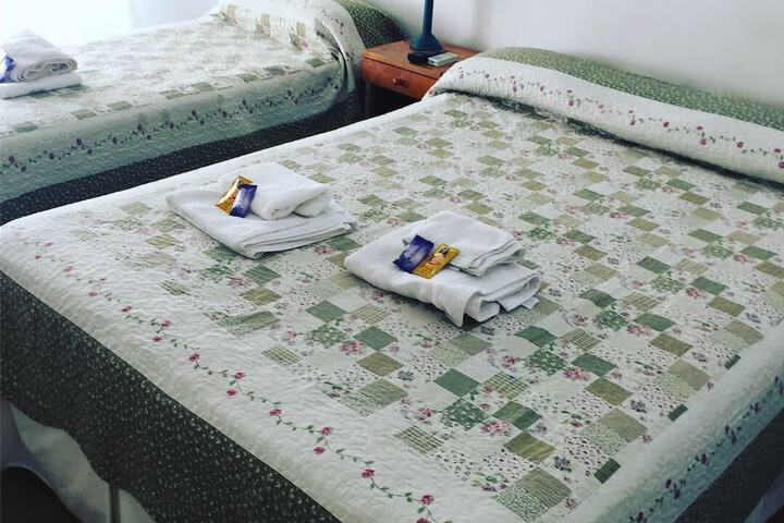 Room 7 of 9