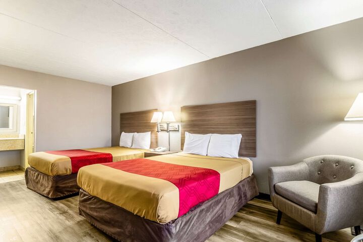 2 Double Beds (4 of 20)