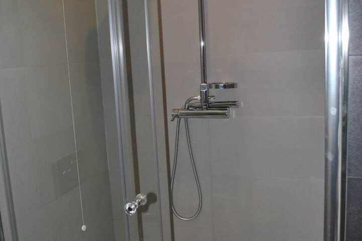 Room 14 of 86