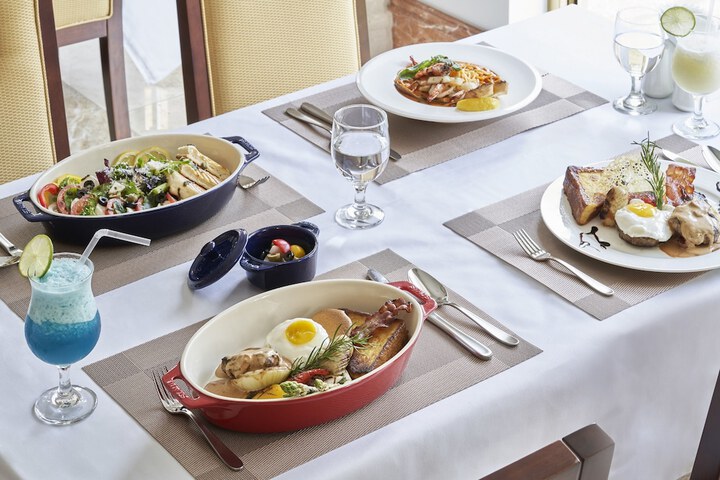 Dining 78 of 138