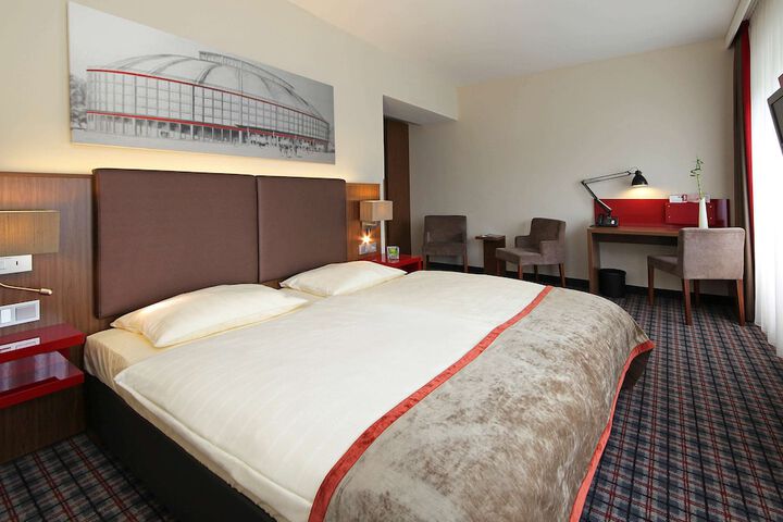 Room 8 of 55