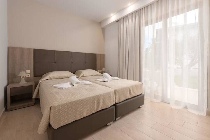 Room 10 of 51