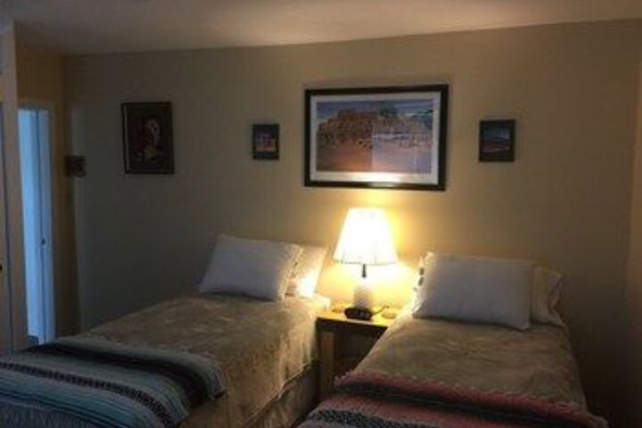 Room 8 of 20