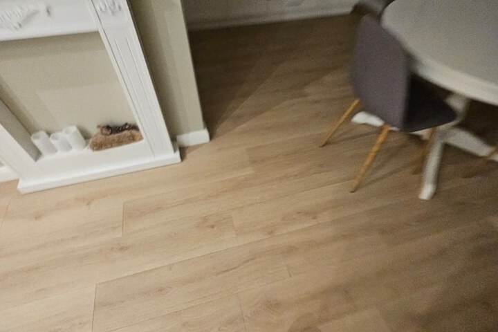 Room 3 of 6
