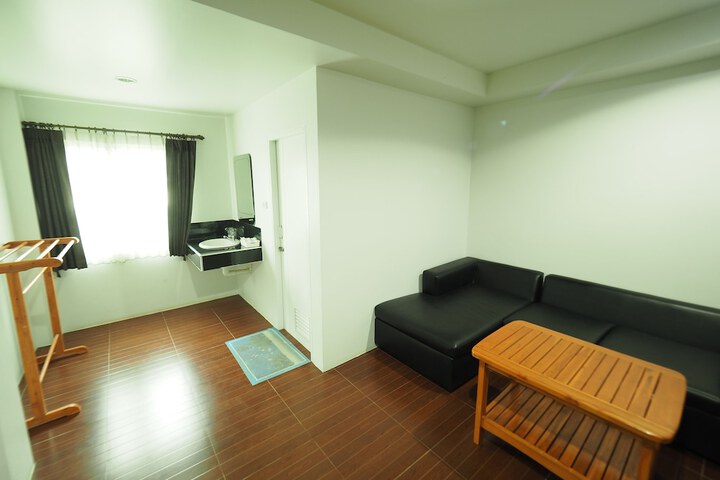 Room 18 of 45