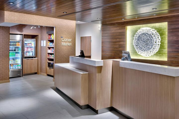 Hotel Interior 4 of 31