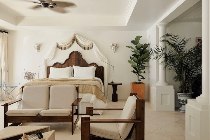 Room 27 of 80