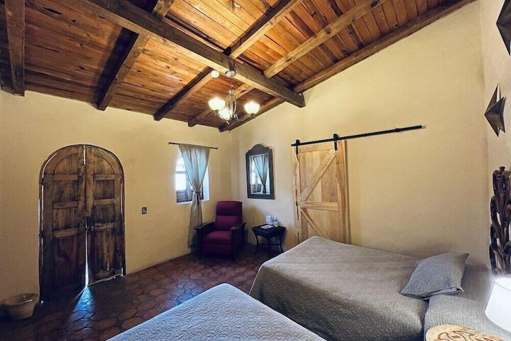Room 4 of 22