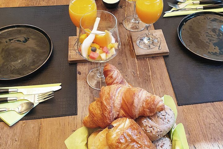 Breakfast/Coffee Service 56 of 64