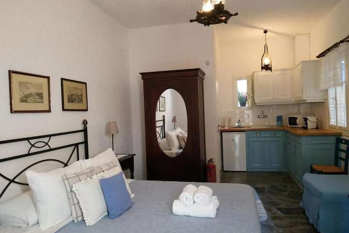 Room 8 of 44
