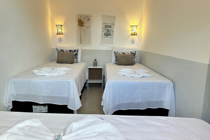 Room 8 of 36