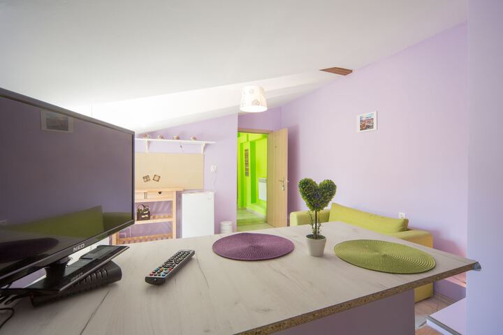 Room 16 of 43
