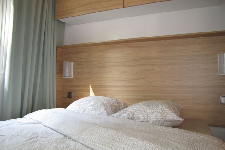 Room 13 of 72