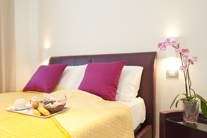 Room 5 of 41