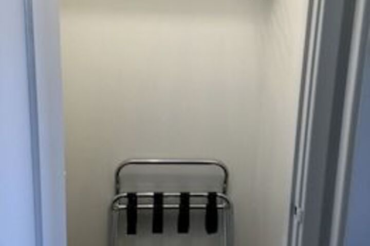 Room 10 of 15