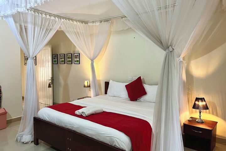 Room 18 of 29