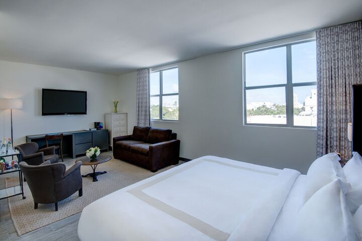 Standard King Room (14 of 19)