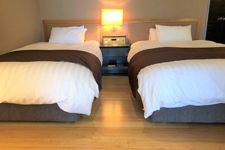 Room 19 of 50