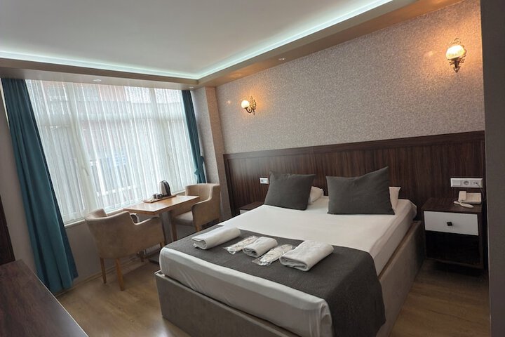 Room 21 of 24